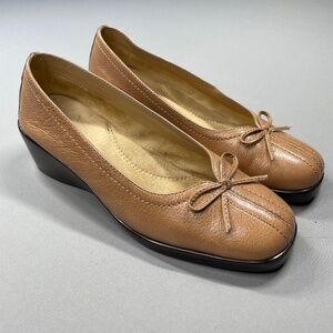 Aerosoles Shoes Womens 7.5 brown leather tempire state wedge loafers classic
